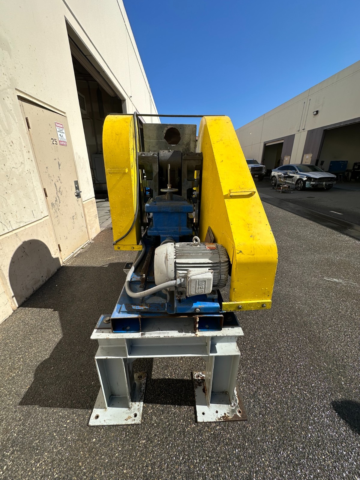 Morse Brothers 8 x 8 Jaw Crusher