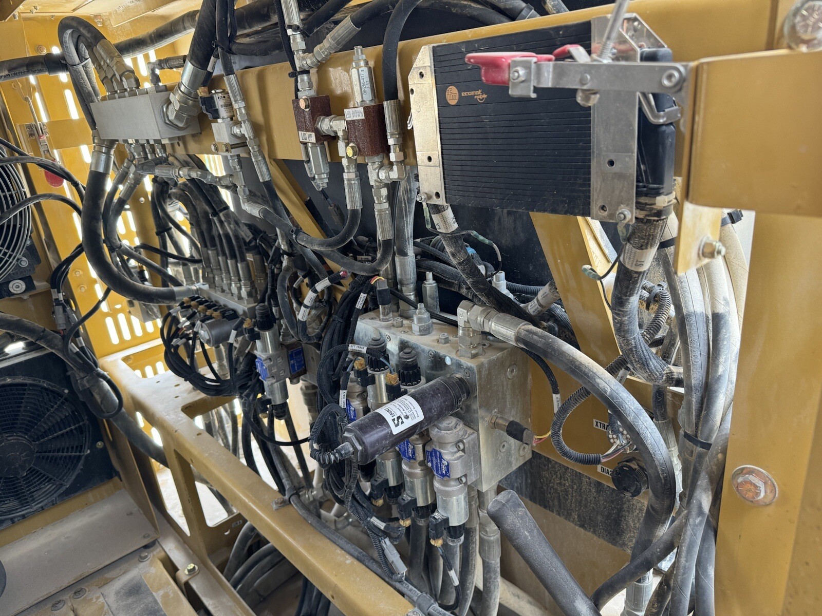 2023 Screen machine 4043TR Mobile Tracked Impact Rock Crusher
