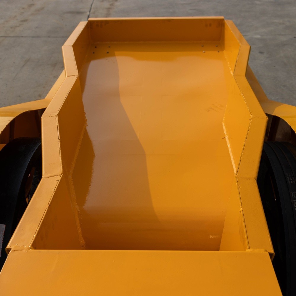 1800kg Jaw Crusher 18HP Mobile Ore Rock Stone Grinder Mining Crusher GA Pick Up