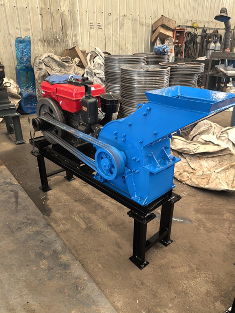 200*300 hammer crusher home use concrete crusher small sand making machine at CA