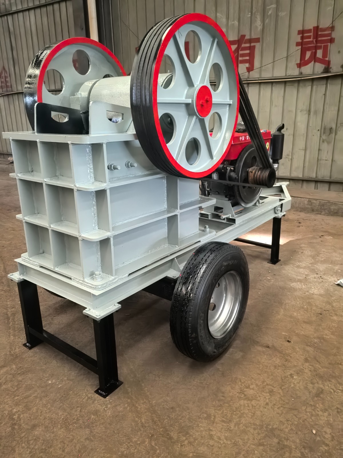 150*250 jaw crusher small mini home use gold ore crusher rock crusher price