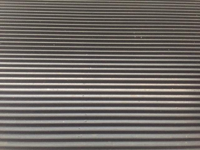 GOLD MINERS RIBBED/RIPPLE RUBBER MAT 300 MM X 300 MM SUIT SLUICE BOXES*