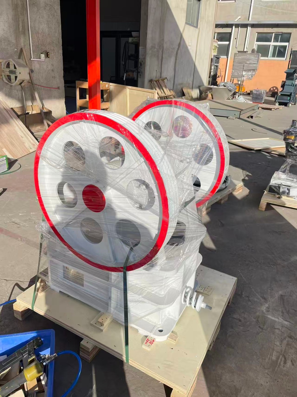 150*250 jaw crusher portable Aggregate Production in Quarry pebble crusher at NJ