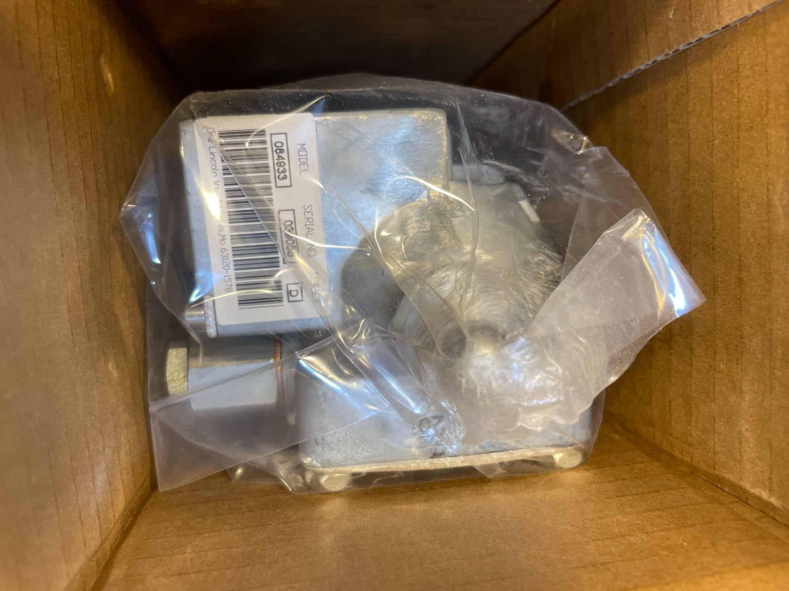 Lincoln Industrial SKF Oil Transfer Pump 5:1 Stub Tank Drum, Bung Mount 84933