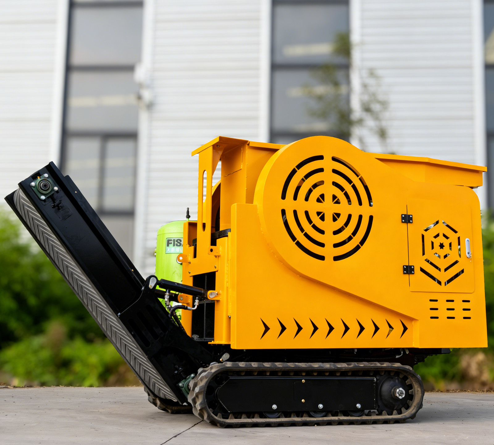 MS430 Jaw Crusher 1800kg 18HP Mobile Stone Rock Tracked Crusher Mining Machine