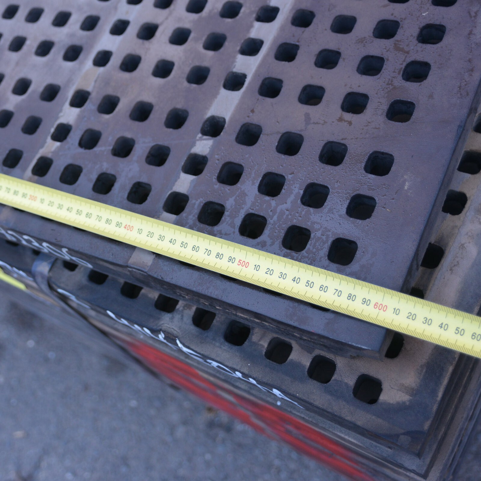 Sifter Sieve Screen Separator Rubber 305 x 610 x 50mm 18mm holes mining