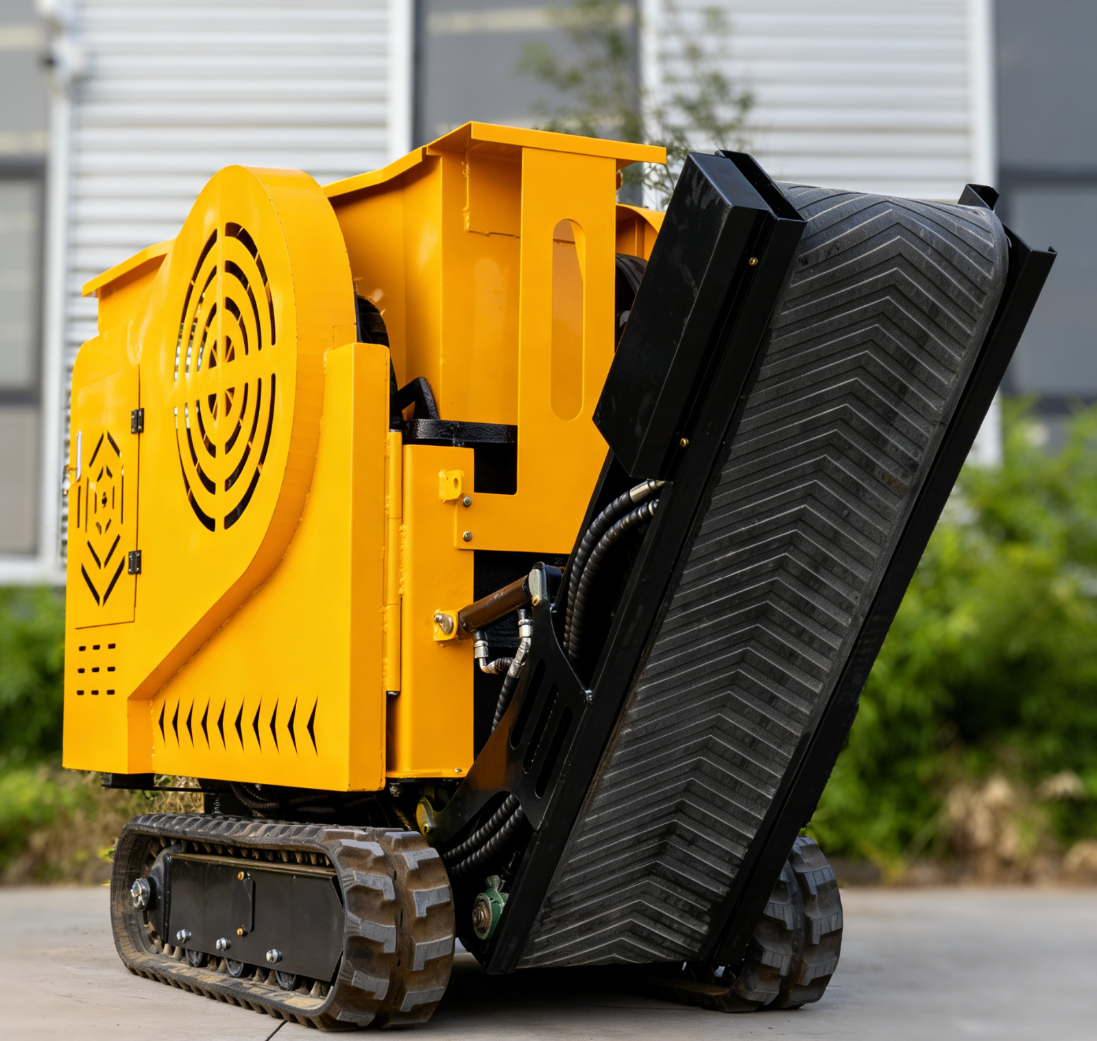 MS430 Jaw Crusher 1800kg 18HP Mobile Stone Rock Tracked Crusher Mining Machine