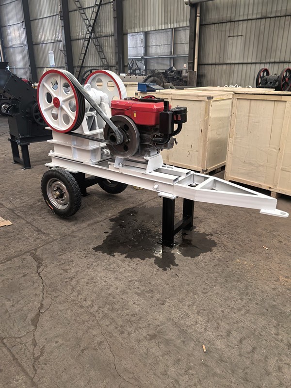 150*250 jaw crusher diesel engine rock crusher mini sand making machine at CA
